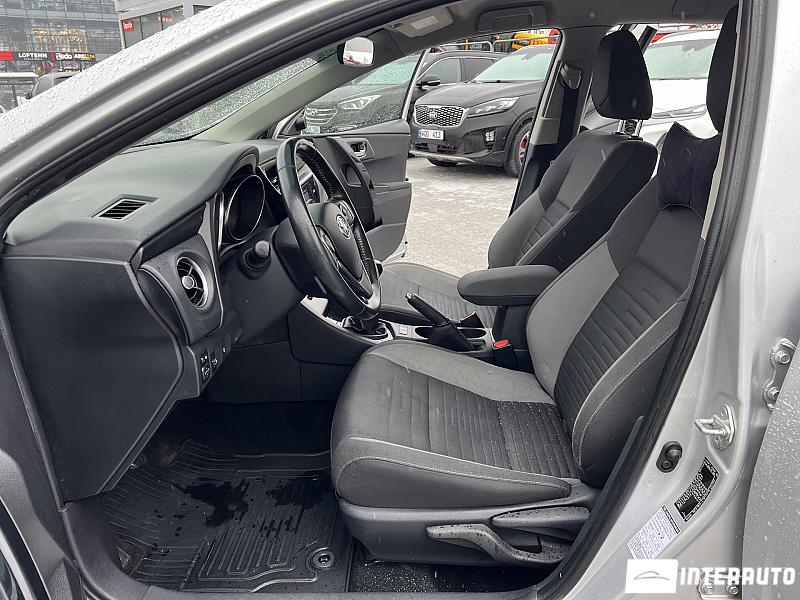 Toyota Auris 5 toyota auris 2018
