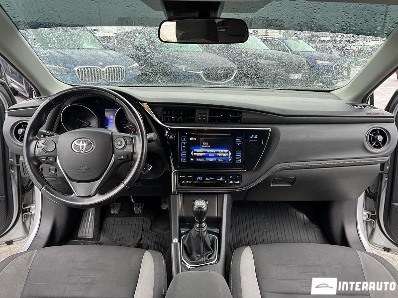 Toyota Auris 6 toyota auris 2018