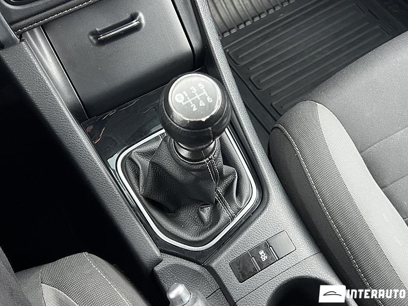 Toyota Auris 12 toyota auris 2018