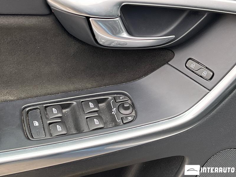 Volvo XC 60 6 volvo xc 60 2016