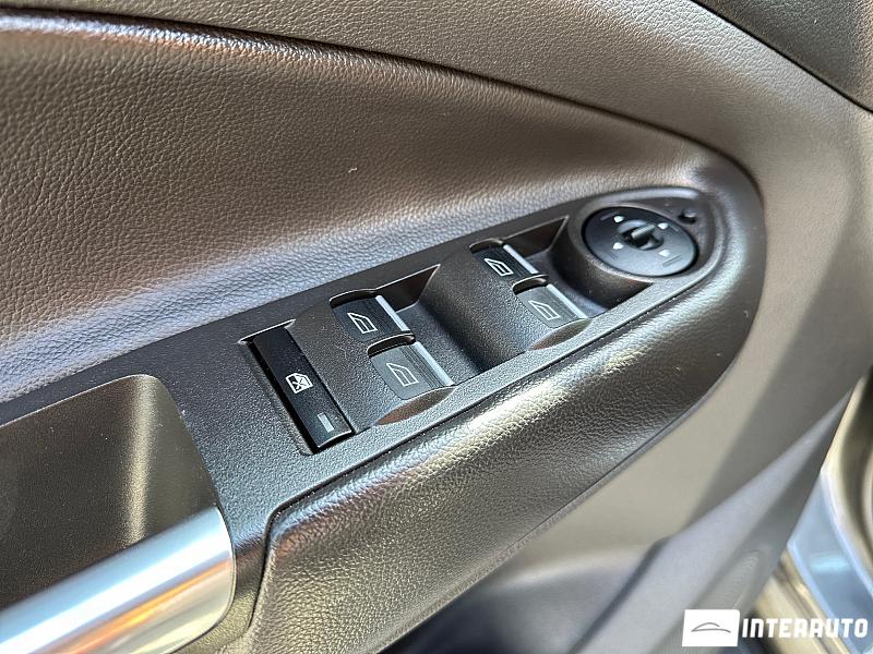 Ford Kuga 6 ford kuga 2015