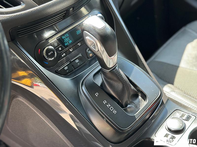 Ford Kuga 14 ford kuga 2015