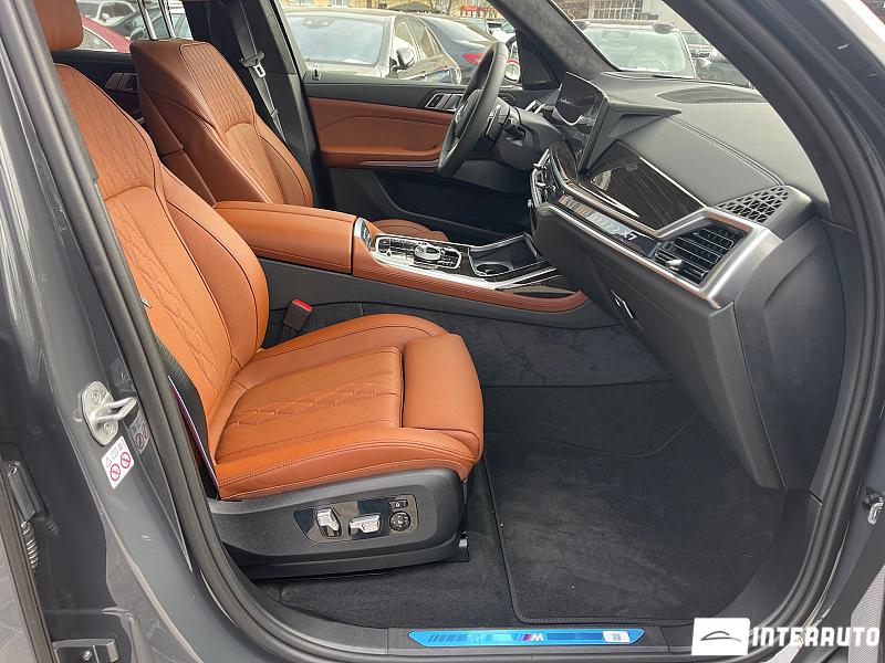 BMW X7 4.0d 9 bmw x7 4.0d 2023