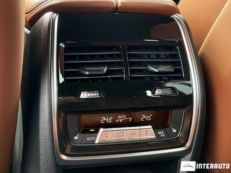 BMW X7 4.0d 24 bmw x7 4.0d 2023