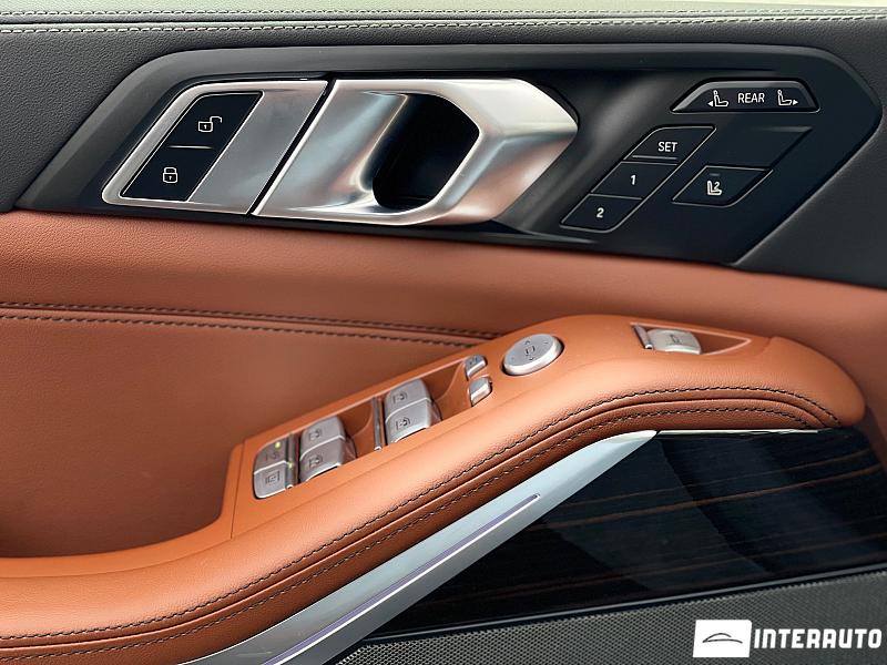 BMW X7 4.0d 7 bmw x7 4.0d 2023