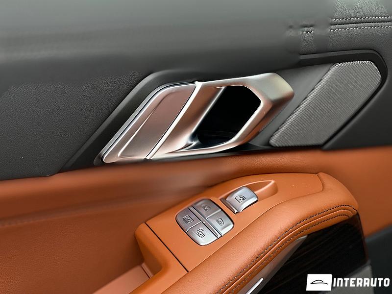 BMW X7 4.0d 23 bmw x7 4.0d 2023