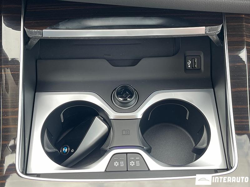 BMW X7 4.0d 17 bmw x7 4.0d 2023