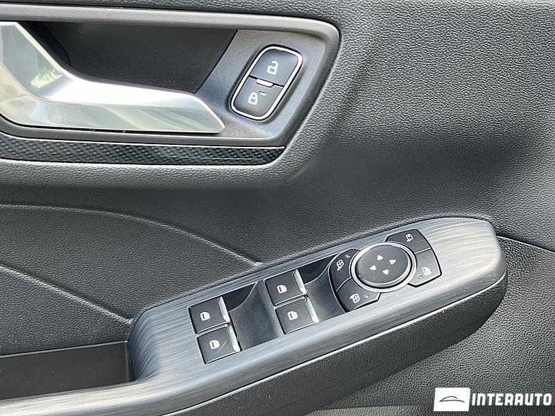 Ford Kuga 8 ford kuga 2022