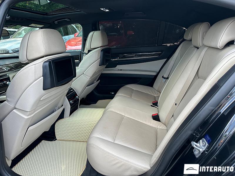 BMW 740 20 bmw 740 2011