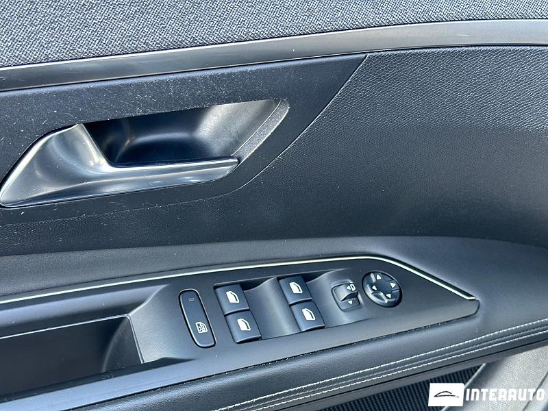 Peugeot 3008 7 peugeot 3008 2019