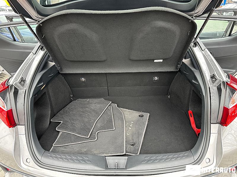 Toyota C-HR 19 toyota c-hr 2019