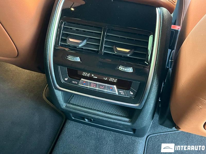 BMW X7 4.0d 19 bmw x7 4.0d 2023