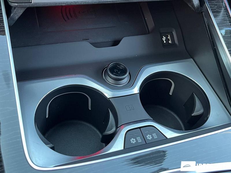 BMW X7 4.0d 16 bmw x7 4.0d 2023