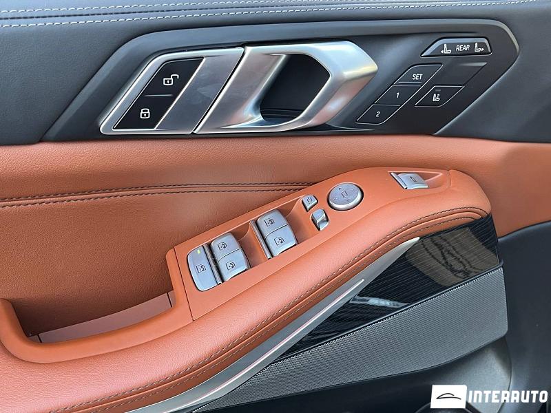 BMW X7 4.0d 5 bmw x7 4.0d 2023