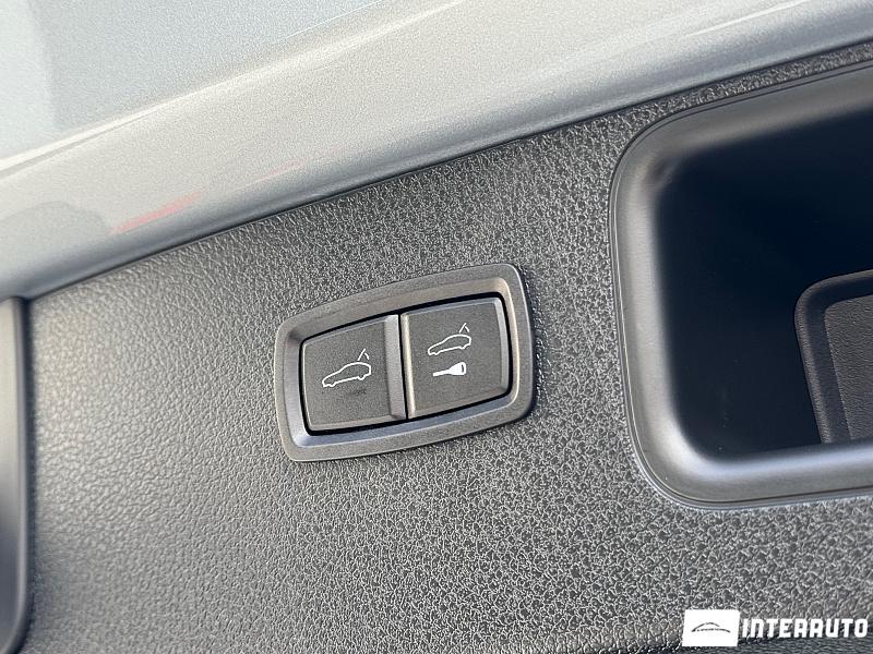 Porsche Macan 25 porsche macan 2019