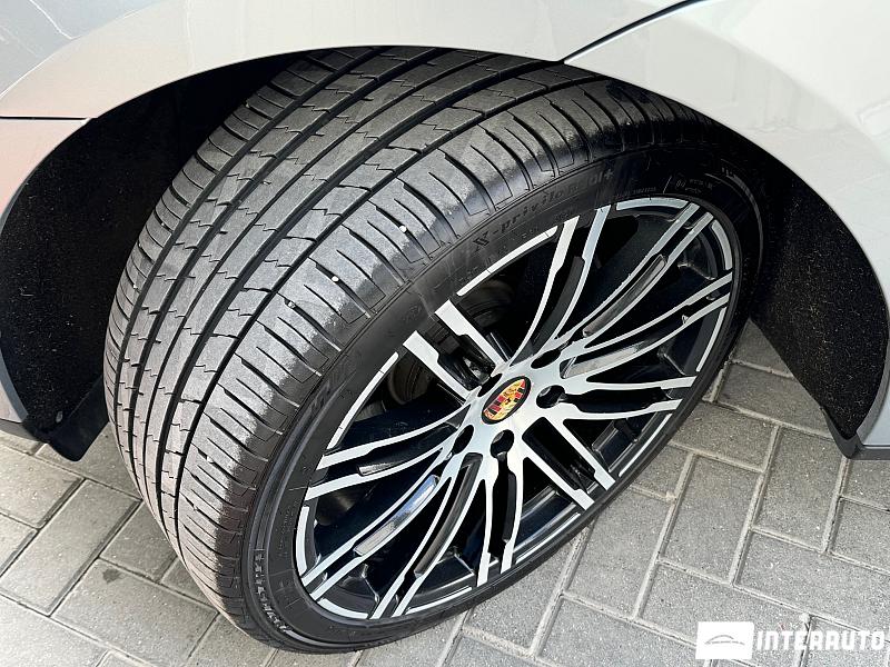 Porsche Macan 28 porsche macan 2019