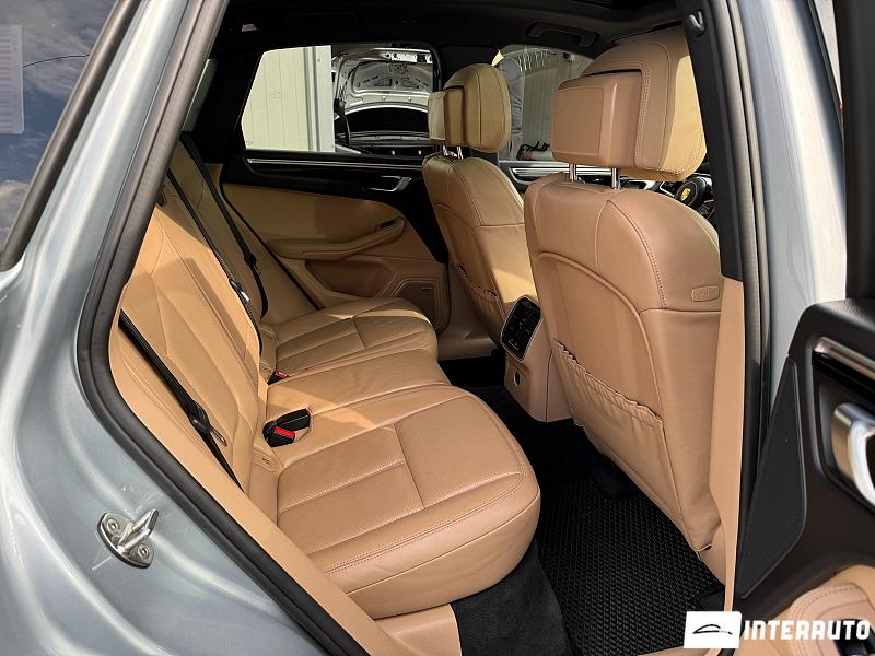 Porsche Macan 24 porsche macan 2019