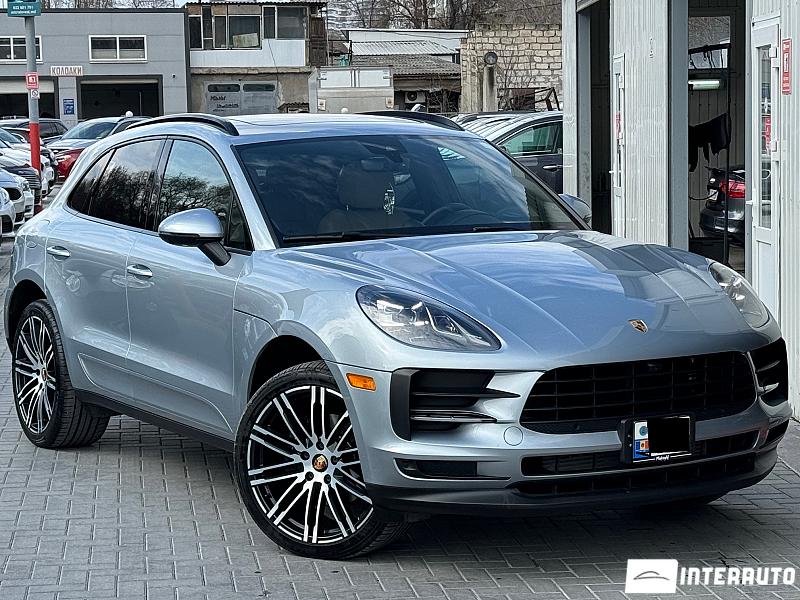 Porsche Macan 3 porsche macan 2019