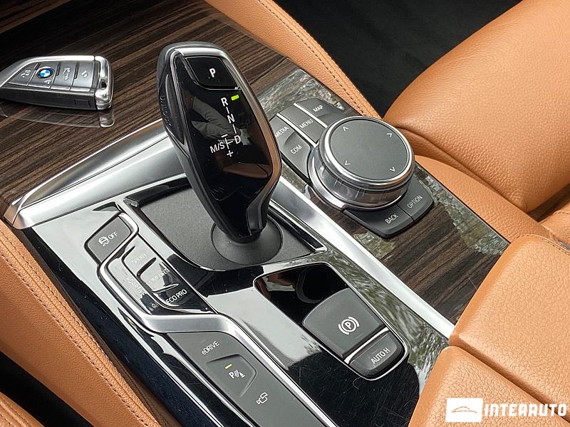 BMW 530e 19 bmw 530e 2018