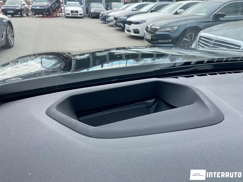 BMW 530e 14 bmw 530e 2018