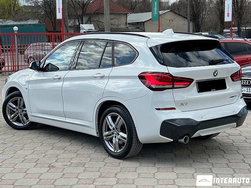 BMW X1 2.5e 2 bmw x1 2.5e 2020