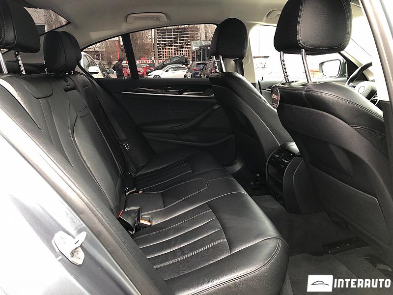 BMW 530e 10 bmw 530e 2017