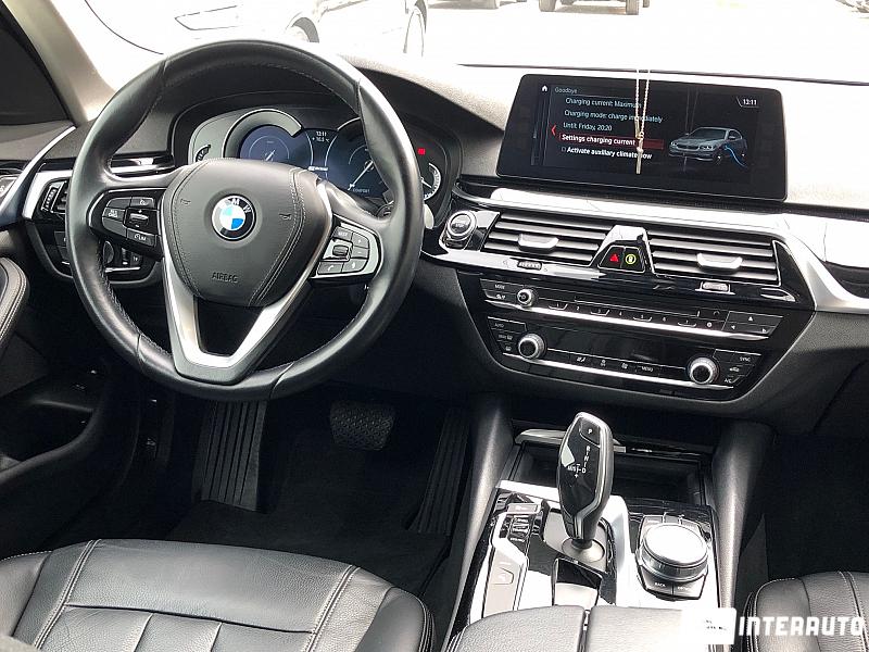 BMW 530e 11 bmw 530e 2017