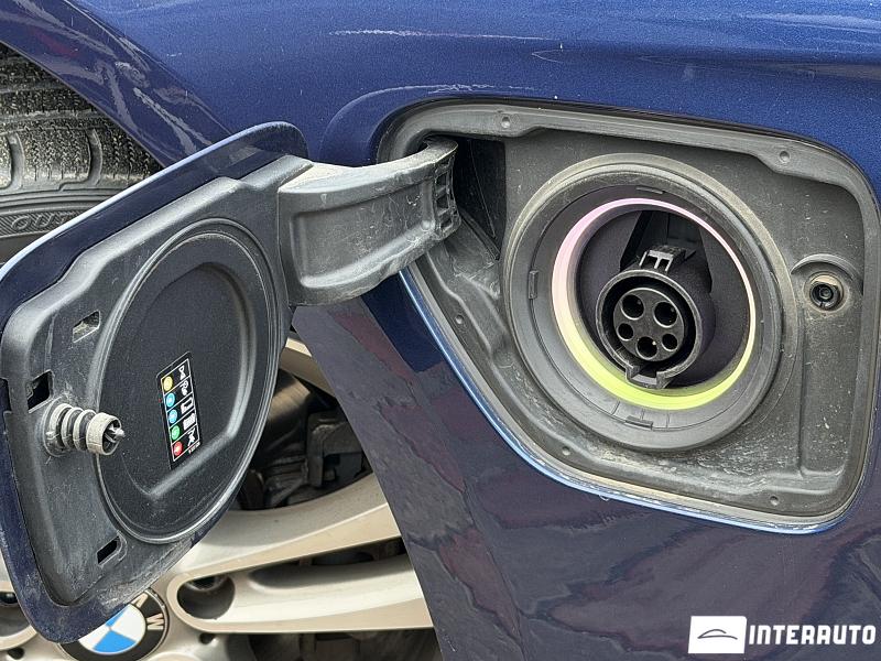 BMW 330E 5 bmw 330e 2017