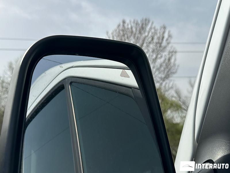 Mercedes Sprinter 5 mercedes sprinter 2017