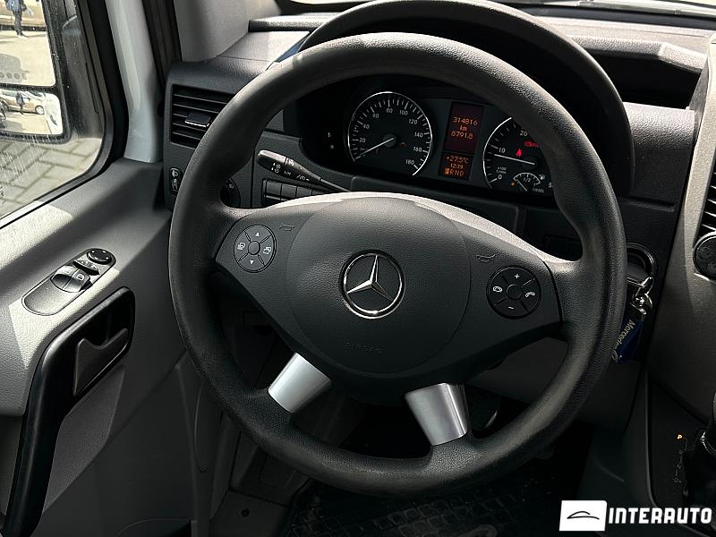 Mercedes Sprinter 10 mercedes sprinter 2017