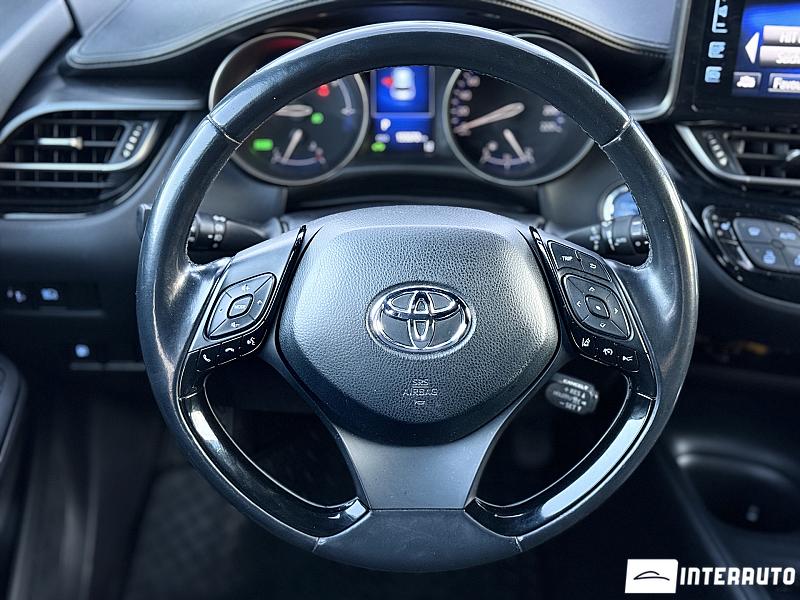 Toyota C-HR 9 toyota c-hr 2018