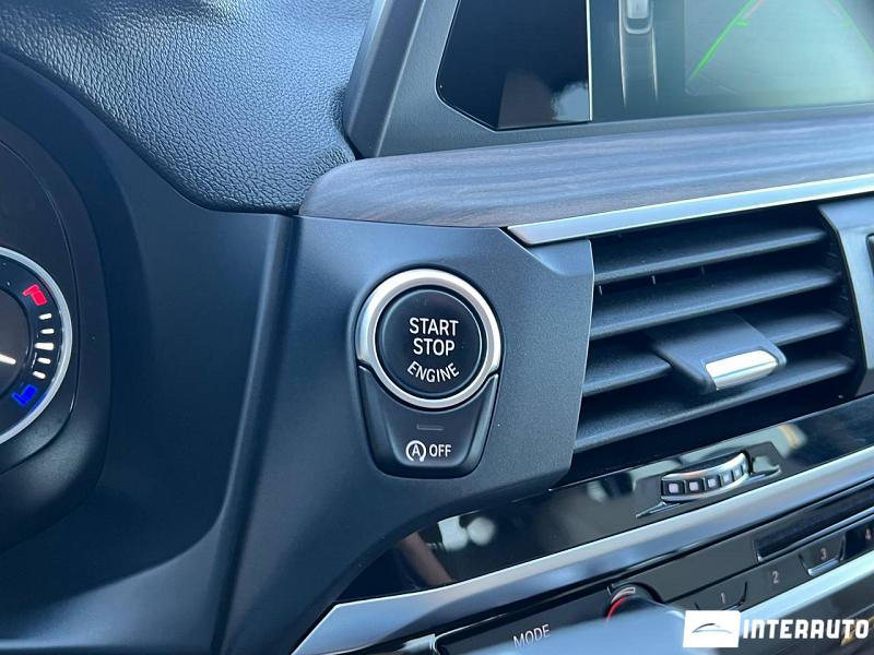 BMW X4 2.0D 18 bmw x4 2.0d 2019