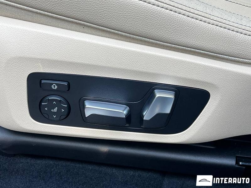 BMW X4 2.0D 23 bmw x4 2.0d 2019