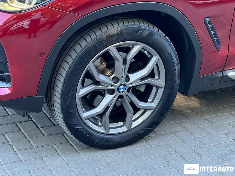 BMW X4 2.0D 25 bmw x4 2.0d 2019