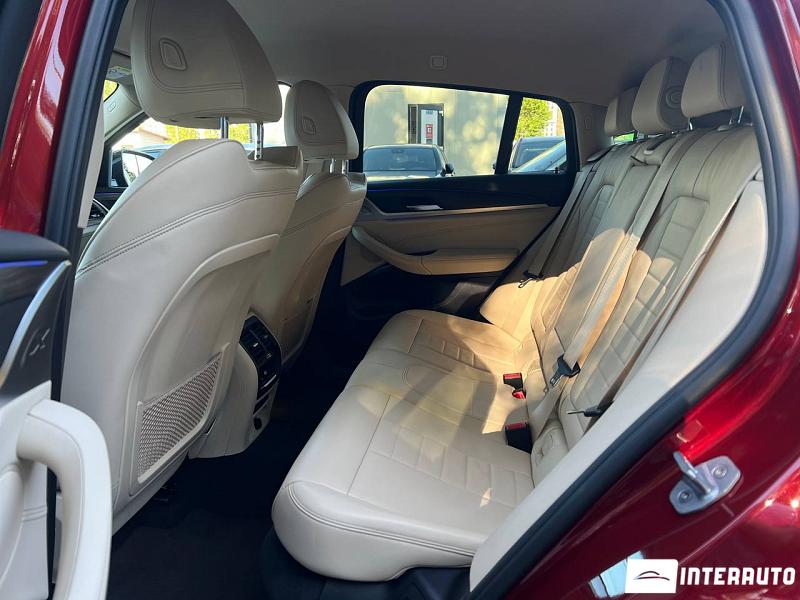 BMW X4 2.0D 9 bmw x4 2.0d 2019