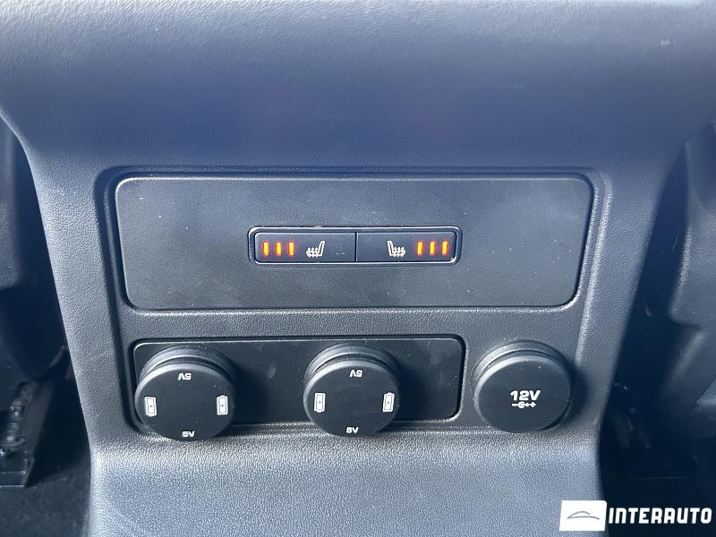 Jaguar F-Pace 18 jaguar f-pace 2018