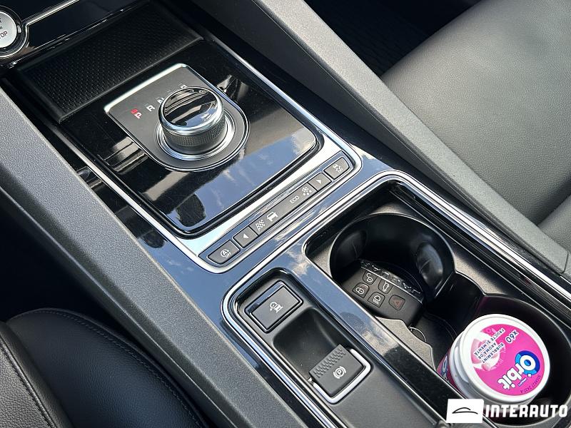 Jaguar F-Pace 15 jaguar f-pace 2018