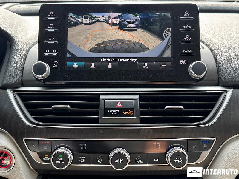 Honda Accord 11 honda accord 2019