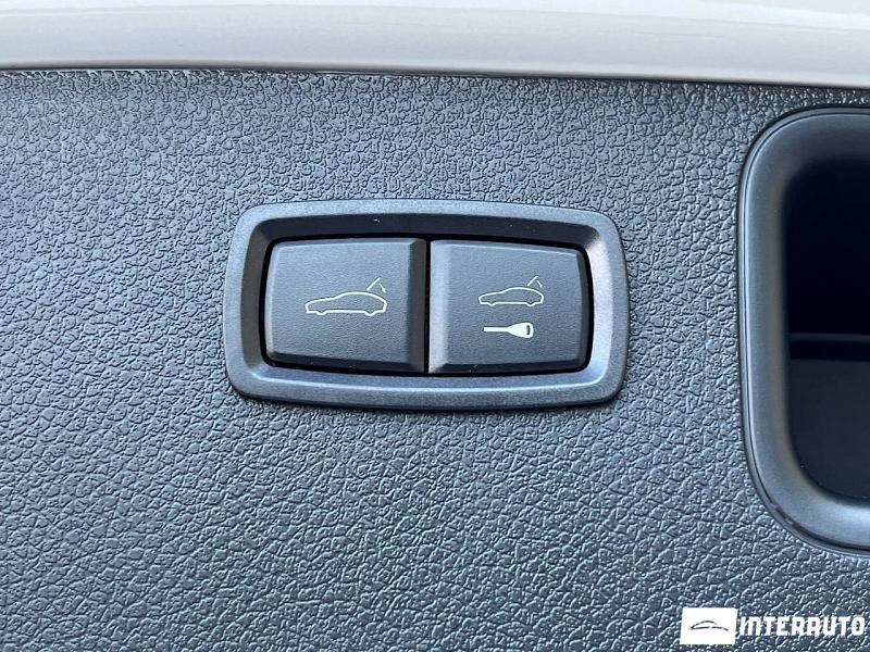 Porsche Macan 20 porsche macan 2021