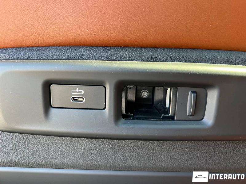 BMW X5 4.0i 21 bmw x5 4.0i 2019