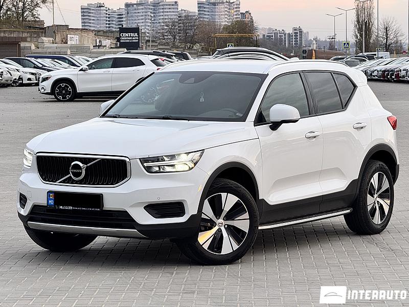 Volvo XC 40 2 volvo xc 40 2021