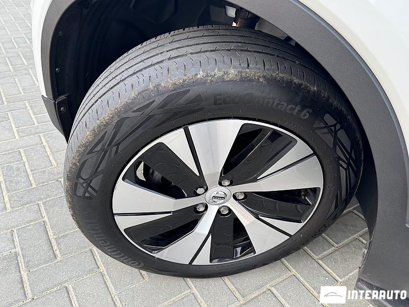 Volvo XC 40 17 volvo xc 40 2021