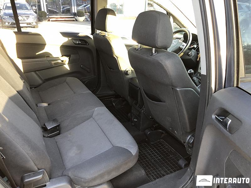 Opel Zafira 13 opel zafira 2009