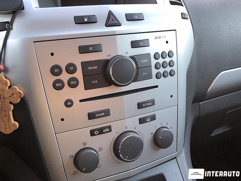 Opel Zafira 9 opel zafira 2009