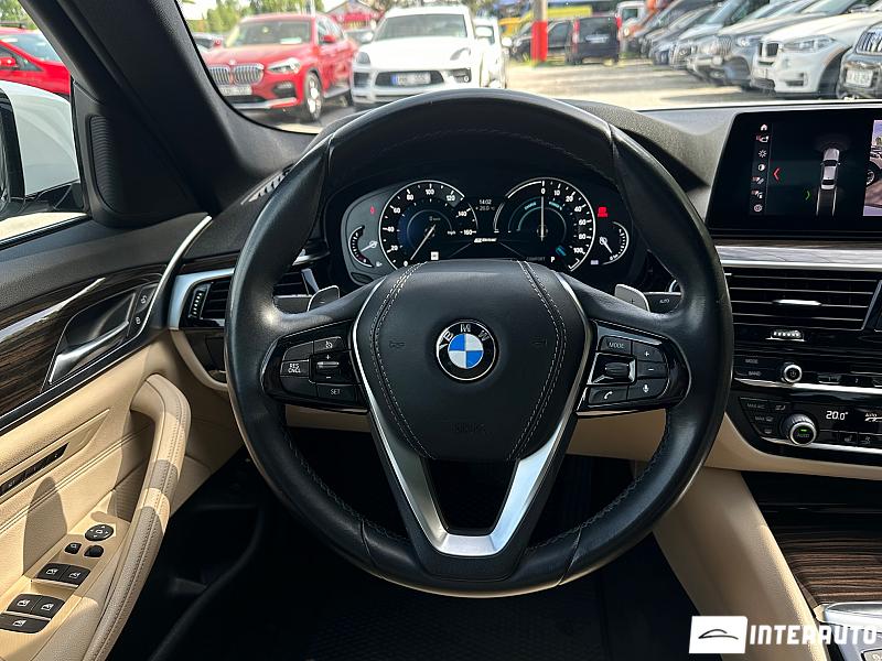 BMW 530e 12 bmw 530e 2018