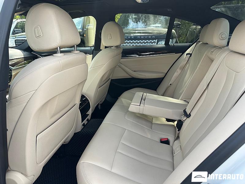 BMW 530e 21 bmw 530e 2018