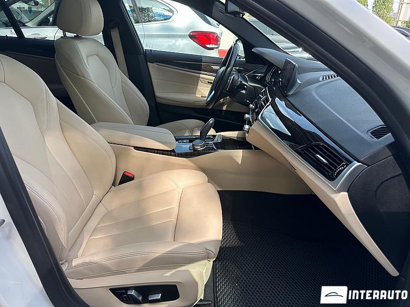 BMW 530e 19 bmw 530e 2018