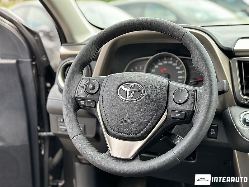 Toyota Rav-4 7 toyota rav-4 2014