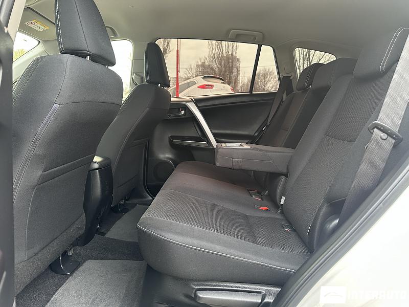 Toyota Rav-4 17 toyota rav-4 2016