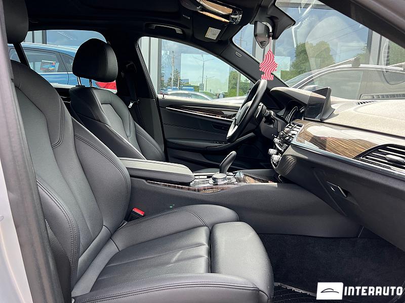 BMW 530e 15 bmw 530e 2018